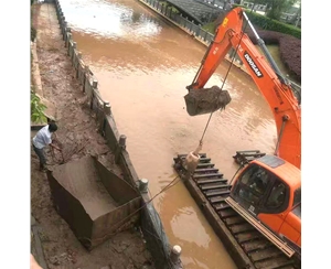 船挖掘機出租